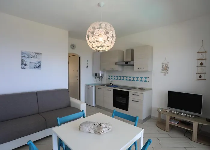 Isola Rossa Elite Tatil Evi *